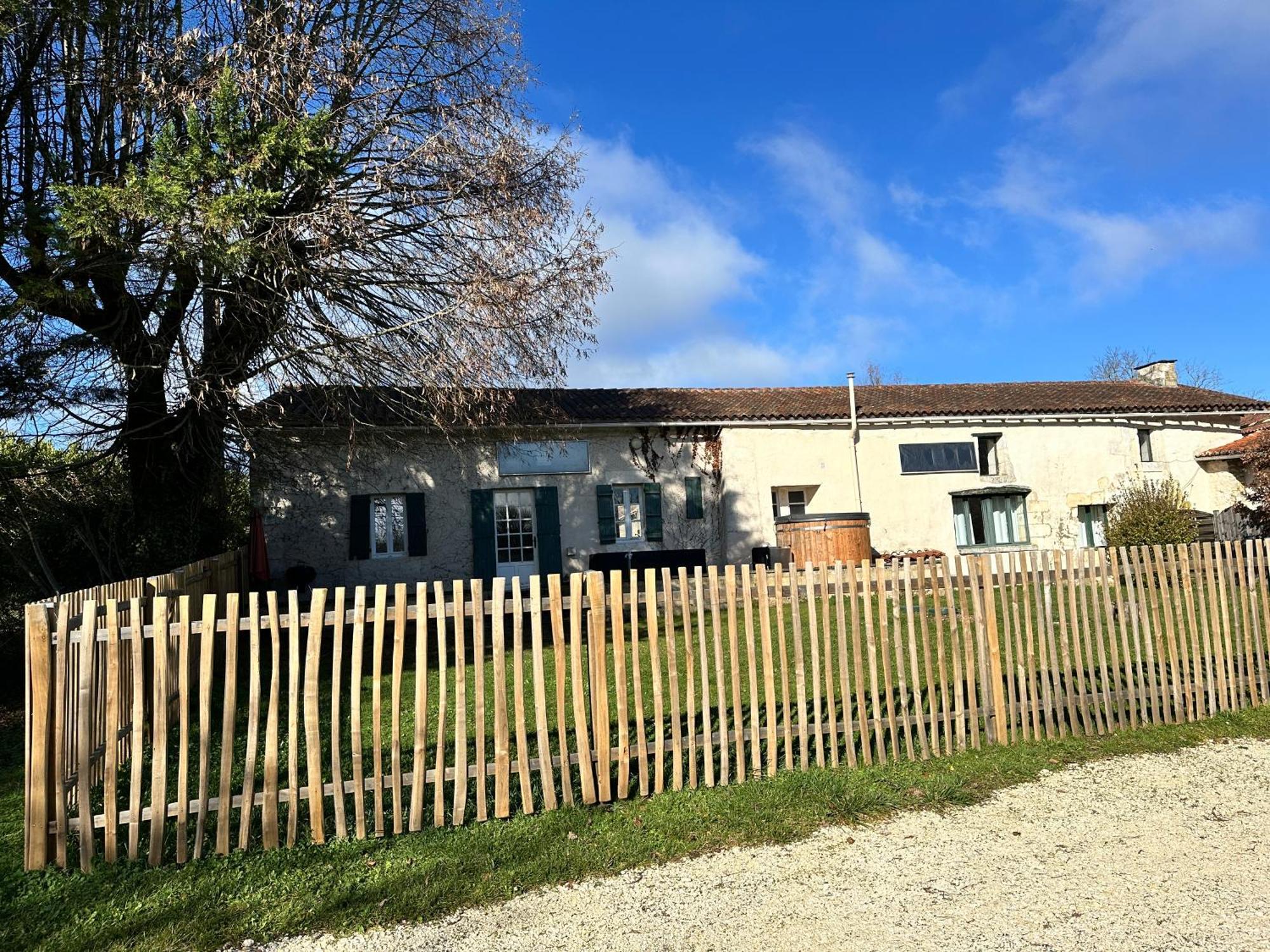 Domaine De La Roche Chabrelle Villa Saint-Just  ภายนอก รูปภาพ