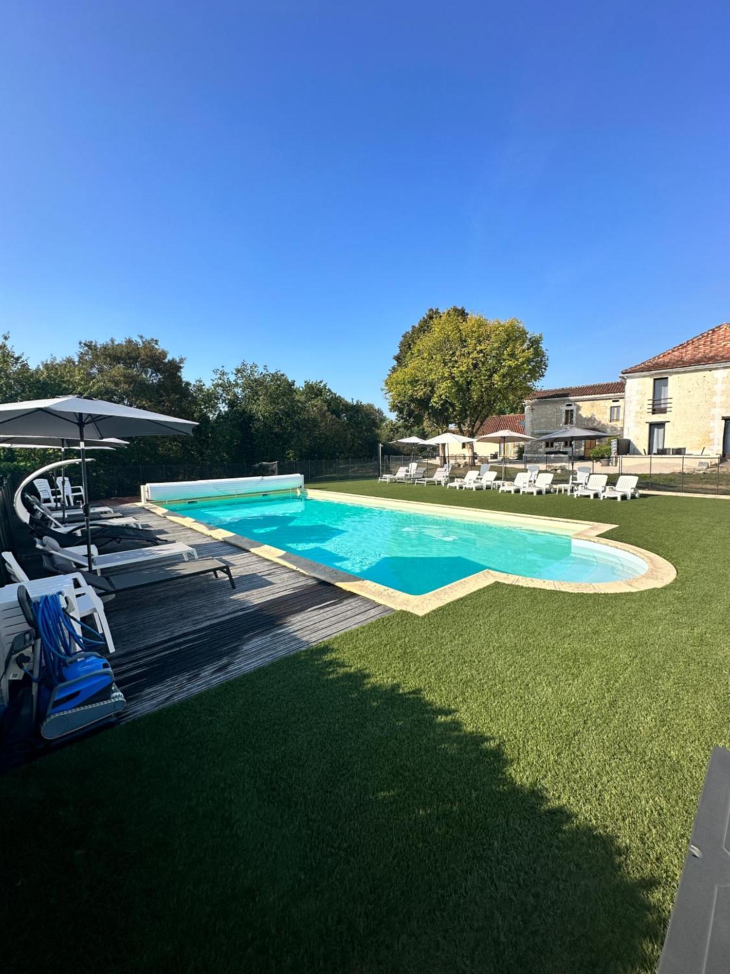 Domaine De La Roche Chabrelle Villa Saint-Just  ภายนอก รูปภาพ